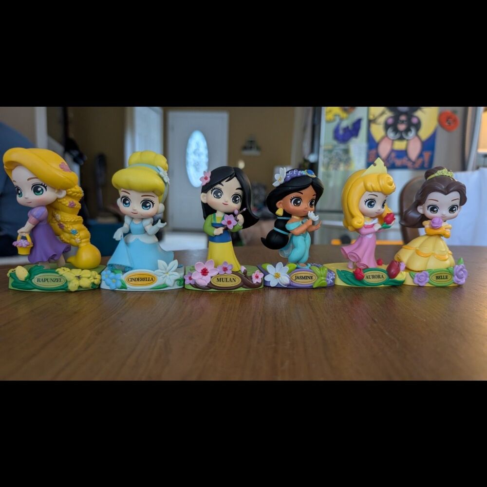 Herocross Disney Princess Blind Bag Figurines Set of 6 Collectibles